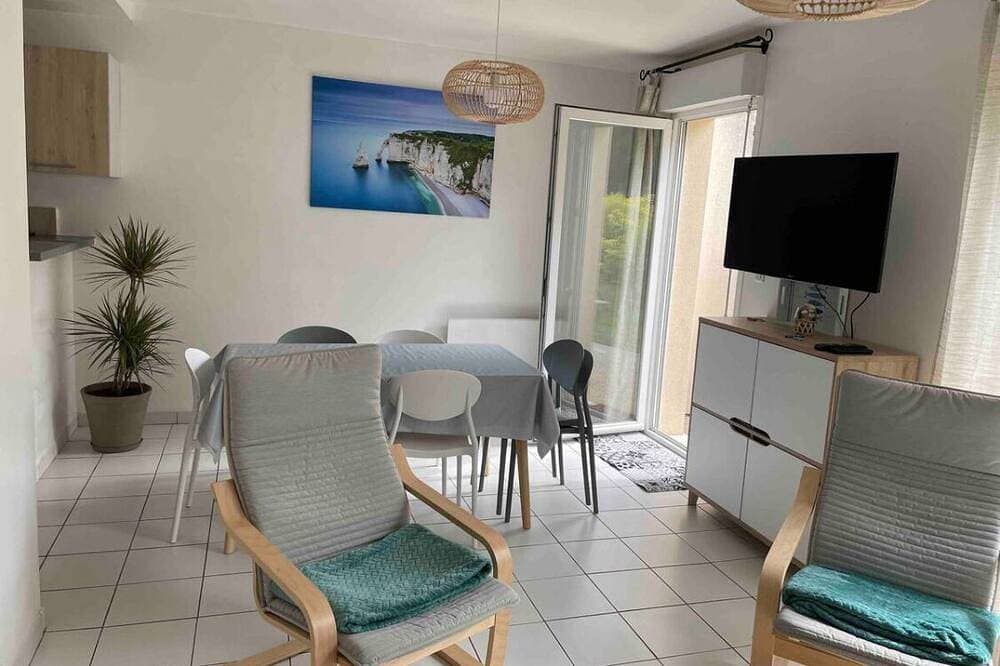 Foto 7 von 12: Belle Maison Avec Jardin et Parking Privée