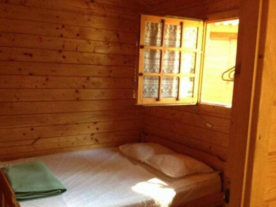 Foto 13 von 50: U Stabiacciu Camping & Chalets - Chalet 4 personen - Chalet Arbousier 2 Zimmer