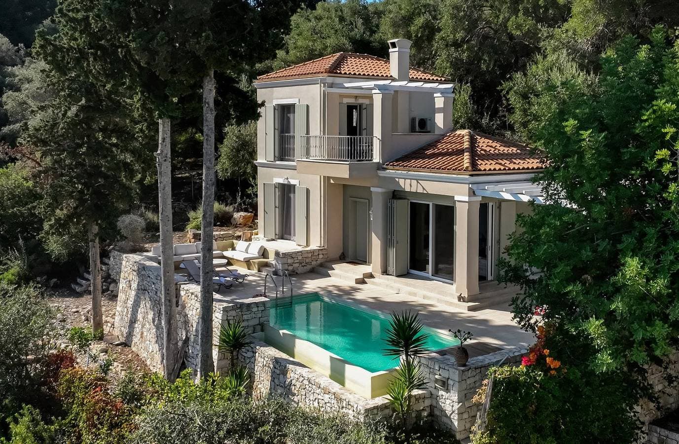 Foto 3 von 24: Villa für 4 Personen mit Terrasse