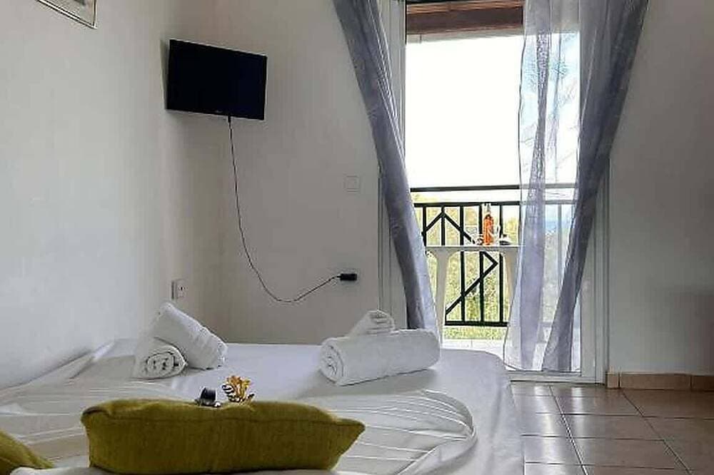 Foto 3 von 30: Dellis Apartments Corfu - Sea Views near the Beach
