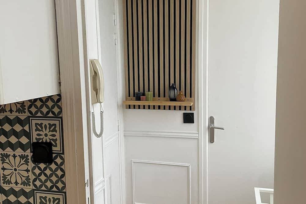 Foto 12 von 30: A cocoon in the presbytery (with private parking)