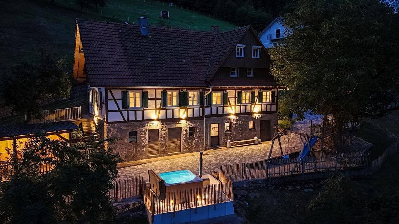 Ferienhaus Ottenhöfen - Sauna | Hot Tub 1
