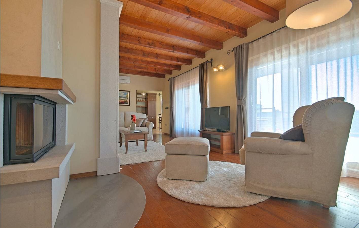 Foto 8 von 48: Reizende 2-Zimmer-Wohnung mit Pool und Terrasse in Visnjan, 500 m von den Sehenswürdigkeiten entfernt
