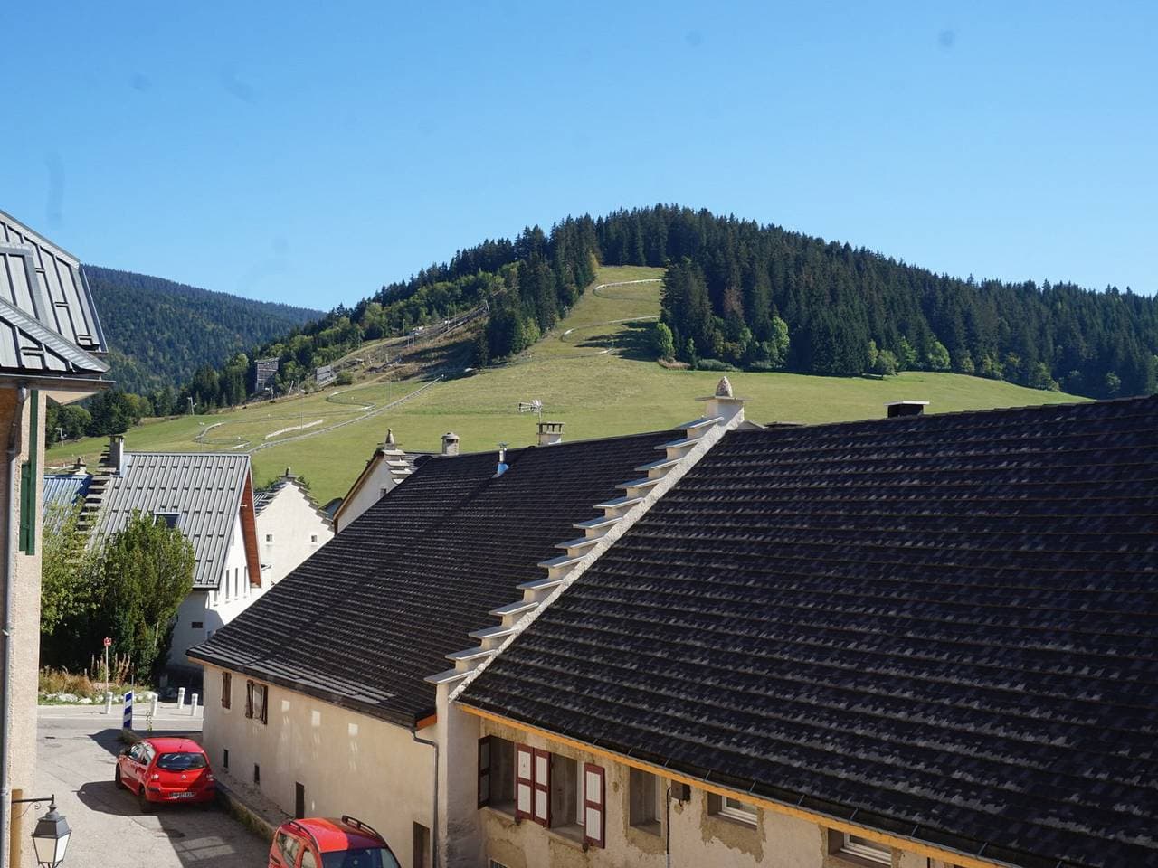 Gemütliche Wohnung im Zentrum von Autrans, 4 Pers, Südterrasse, Haustiere erlaubt 1