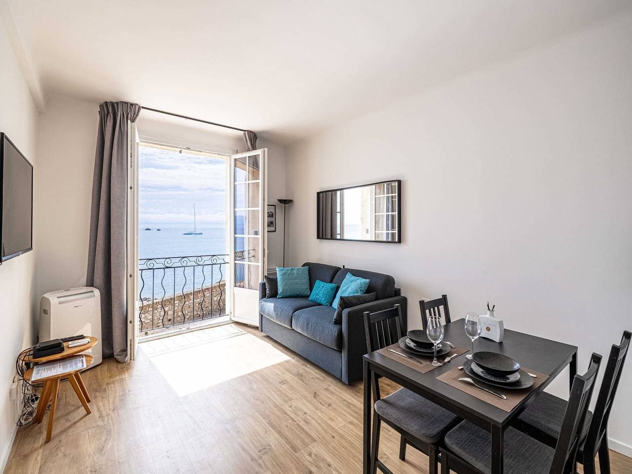 Foto 9 von 10: Charmantes Appt - 1Bd/4P - Meerblick - Antibes Zentrum