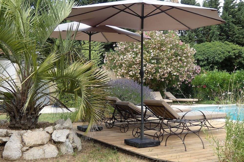 Foto 12 von 13: L'Isle-sur-la-Sorgue, quiet, charming bed and breakfast with all comforts