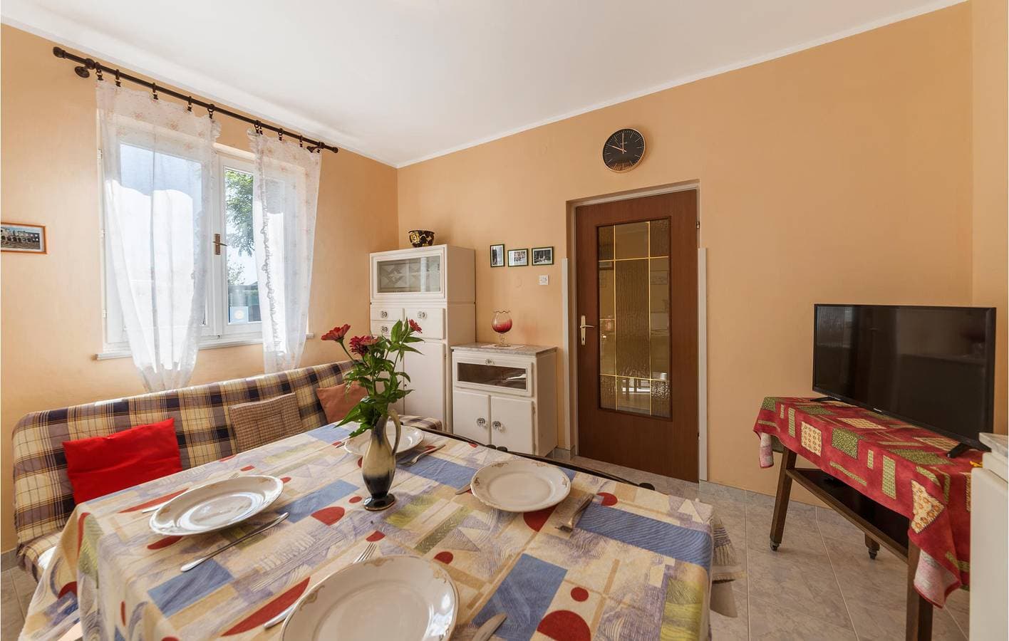 Foto 7 von 28: Gemütliche 2-Zimmer-Wohnung mit Garten, Parkplatz und Sehenswürdigkeiten in der Nähe