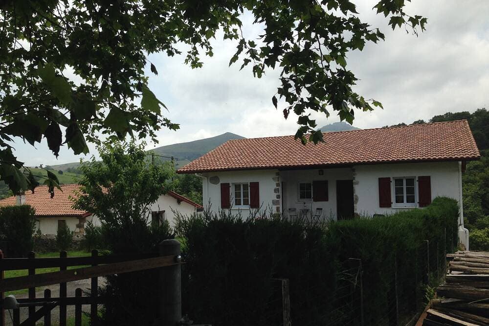 Foto 11 von 30: Bauernhaus am Fuße der Berge und 1 km von Espelette entfernt