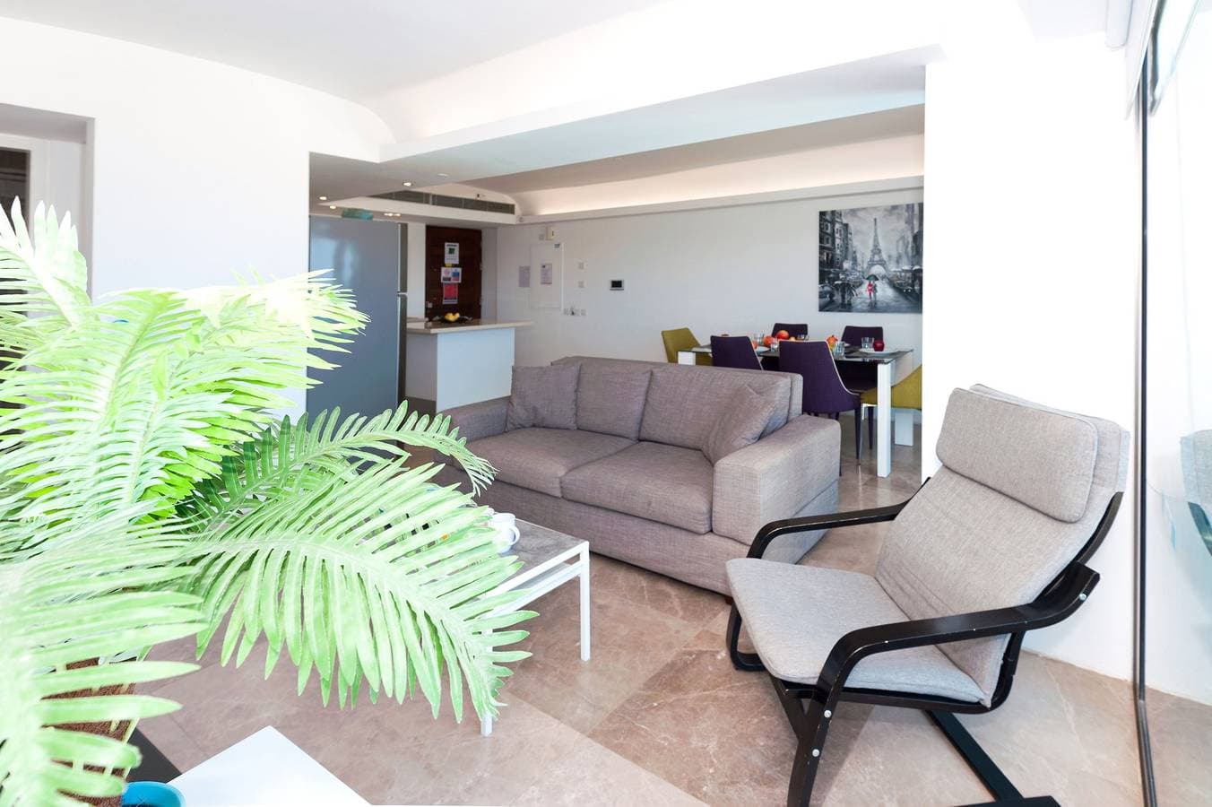Foto 12 von 40: Ferienwohnung für 4 Personen mit Balkon