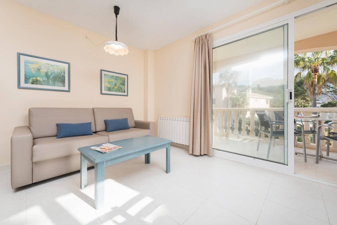 Foto 6 von 24: Oro Del Mar IV Apartamento O5- Das Apartment ist nur 340m vom Strand entfernt und hat einen Gemeinschaftspool. WiFi gratis