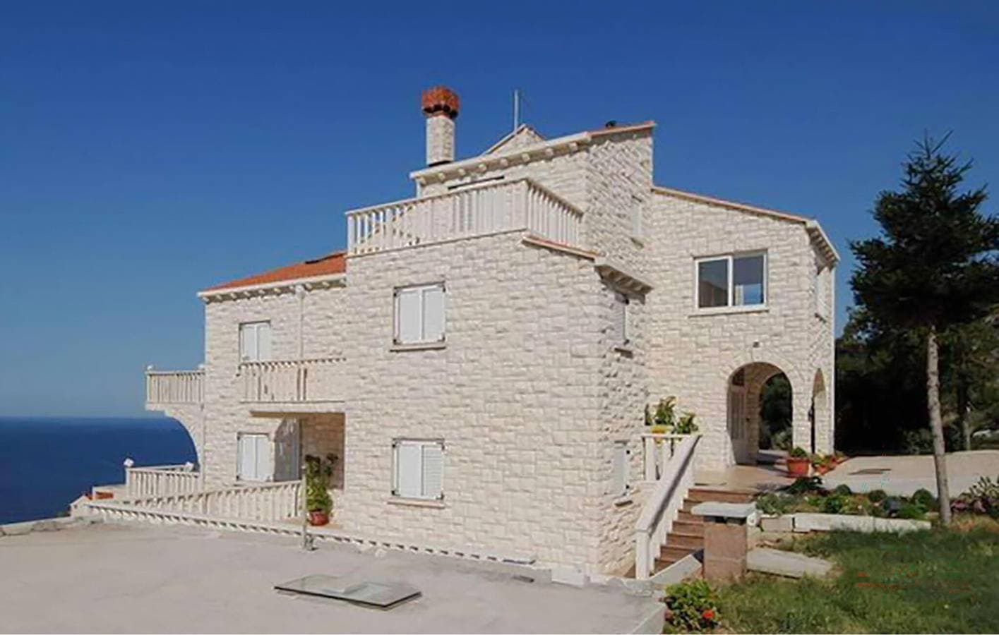 Foto 3 von 20: Ferienwohnung mit Meerblick, Pool und WLAN, 800 m vom Strand entfernt