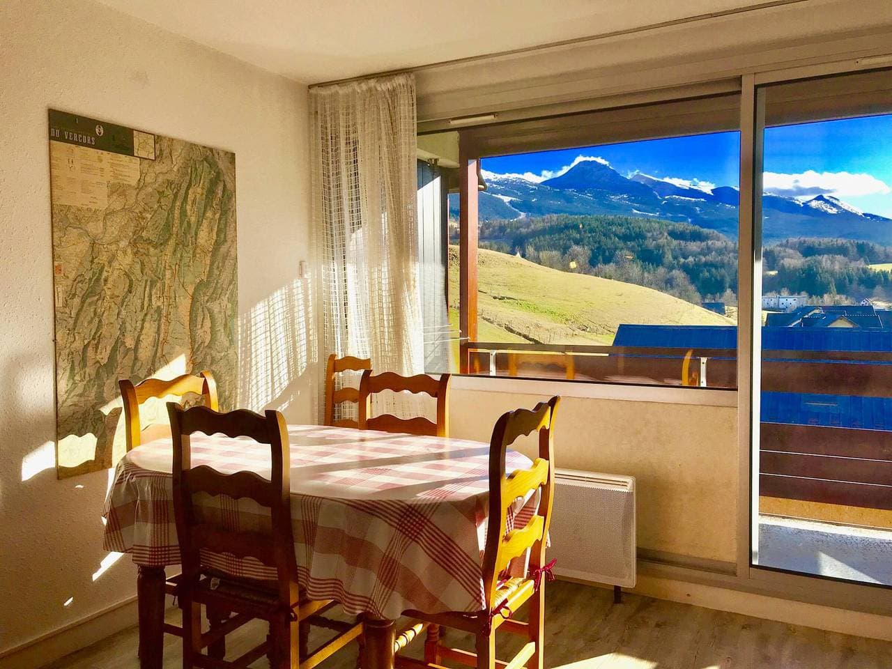 Studio-Kabine mit Balkon, Bergblick nahe Dorfzentrum 1