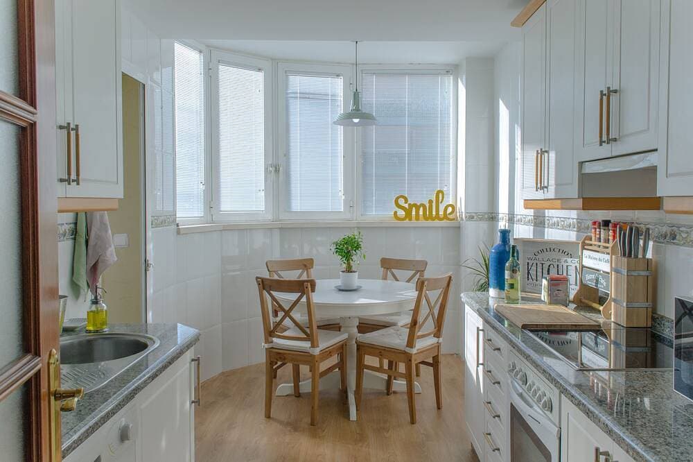 Geräumige Wohnung in einem ruhigen Wohnstrand 1