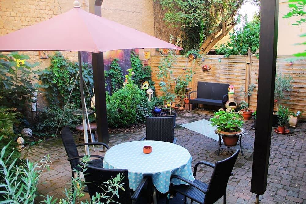 Foto 13 von 15: Zentrale, helle + gemütliche Ferienwohnung ( 64 qm) im Eg Altbau Einfamilienhaus