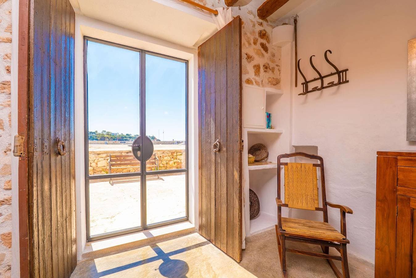 Foto 4 von 24: Cas Padrins (Portopetro) - Malerisches Haus direkt am Meer in Portopetro mit kostenlosem Wifi