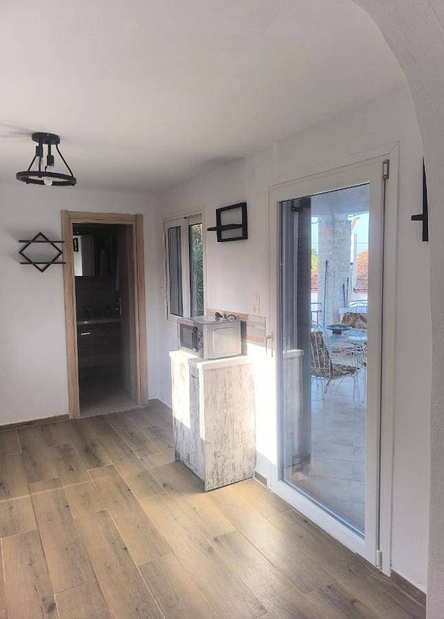 Foto 5 von 42: One-Bedroom House
