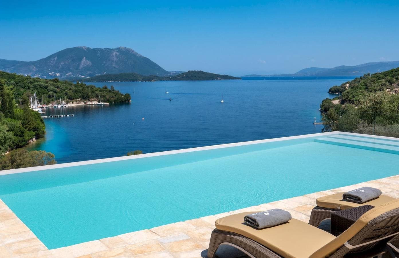 Foto 3 von 19: Villa für 4 Personen mit Pool
