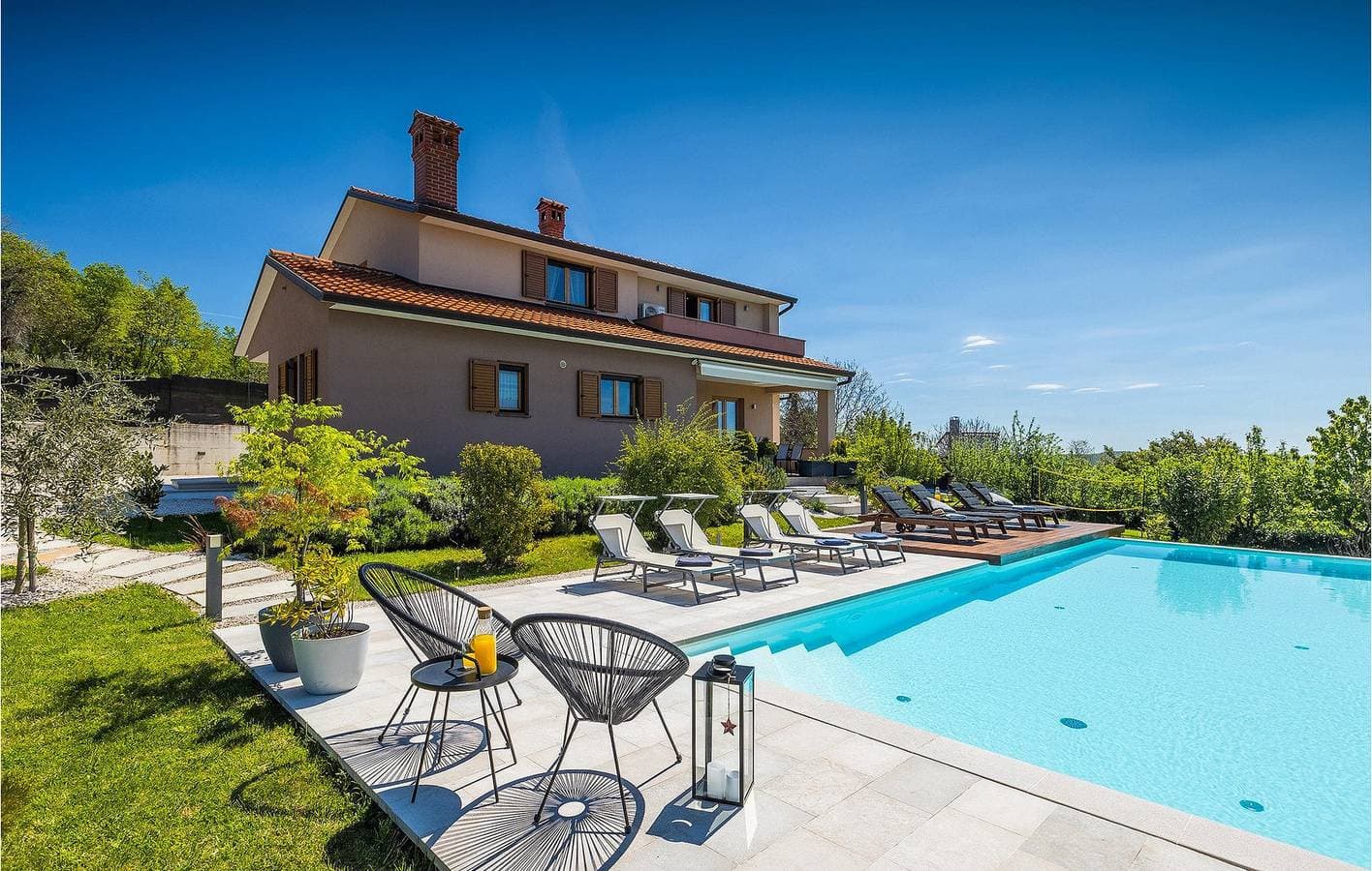 Foto 5 von 58: Gemütliche 2-Zimmer-Wohnung mit Pool, WLAN und Parkplatz in der Nähe von Restaurants