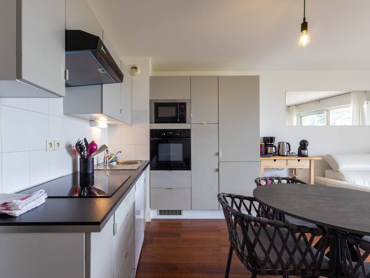 Foto 6 von 21: Apartment 'Les Pieds Dans L'eau' mit Meerblick, privater Terrasse und WLAN