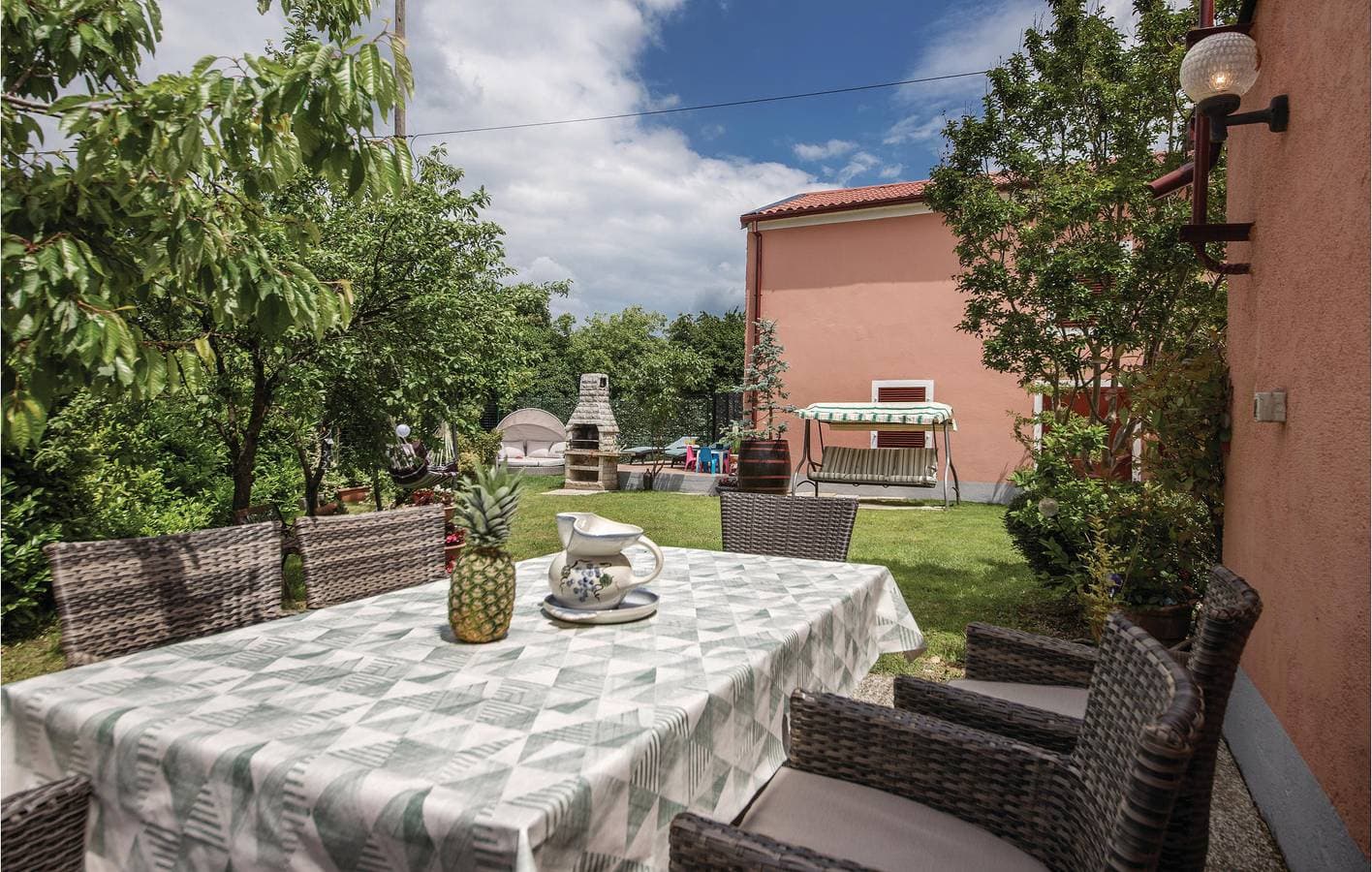 Foto 6 von 41: Modernes 1-Zimmer-Apartment mit Terrasse, 2 km vom Stadtzentrum von Marčana entfernt