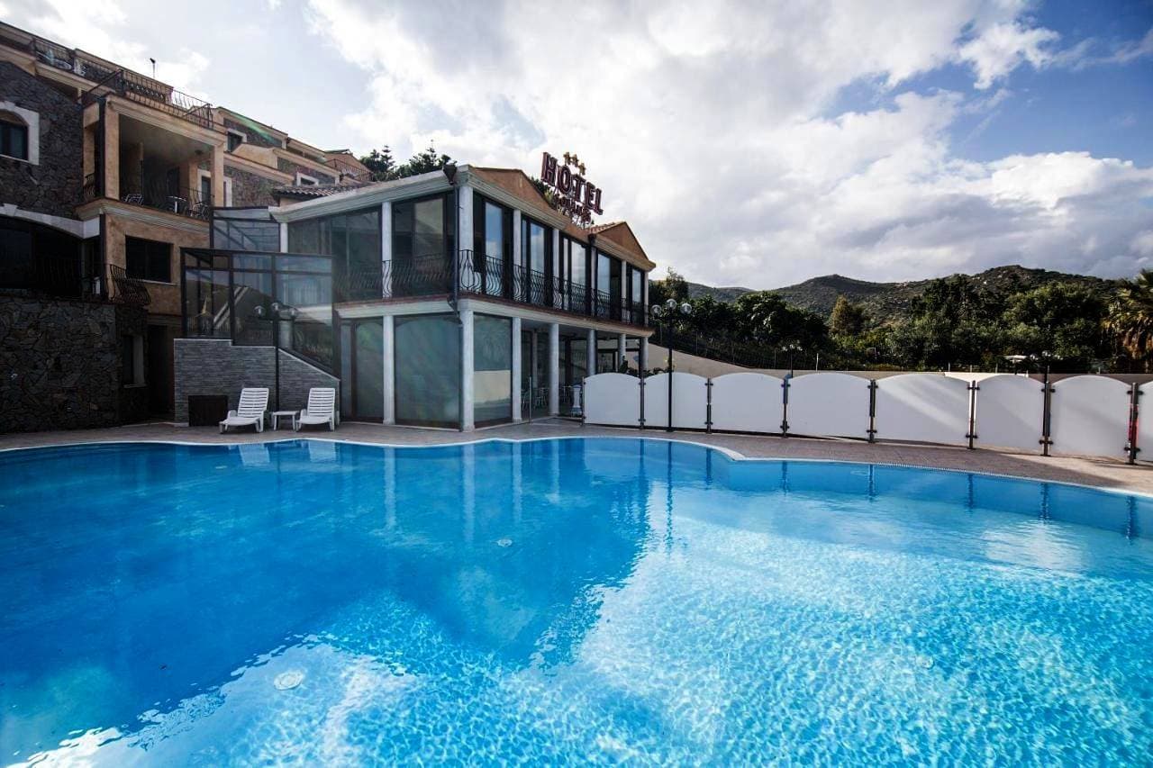Hotel Solanas 1