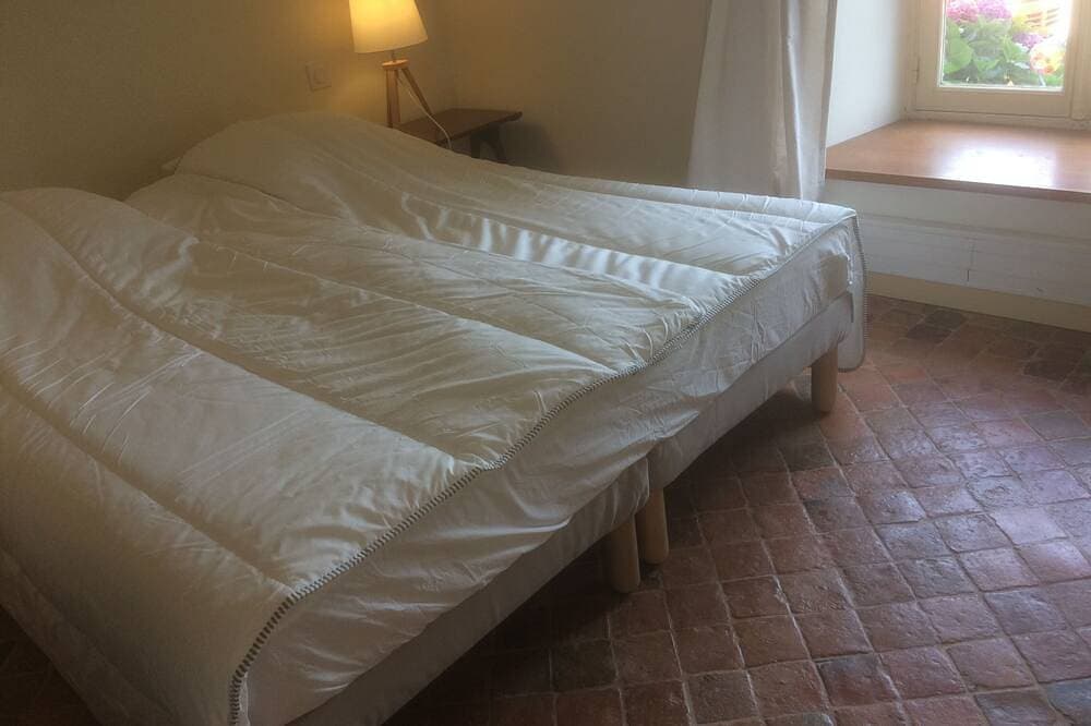 Foto 2 von 11: Gite 7 Personen (4 Sterne), jeder Komfort in einem privaten Park in der Landschaft