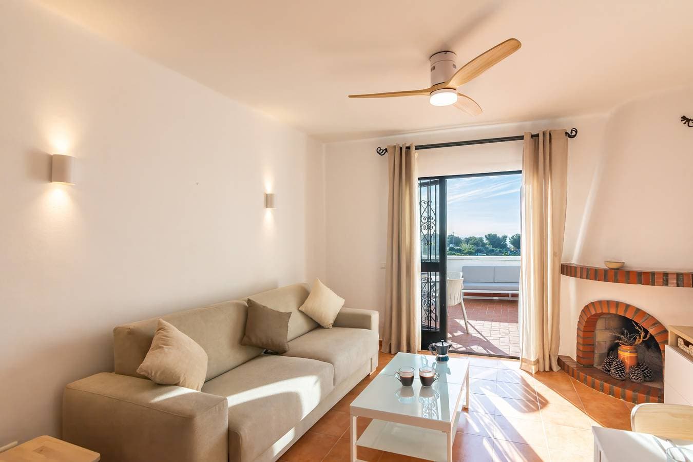 Foto 6 von 35: Las Palmas 20c - Oasis Properties