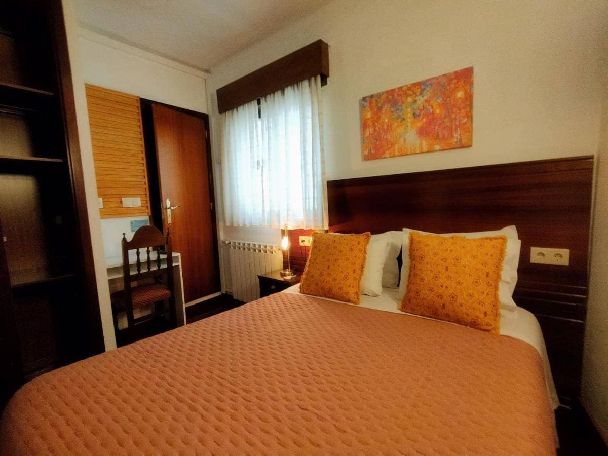 Foto 5 von 10: Economy Double Room