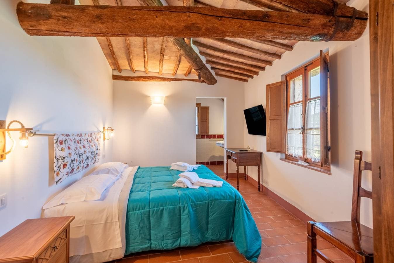 Foto 4 von 25: Zimmer Castello – Agriturismo la Taverna di Celsa mit Gemeinschaftspool