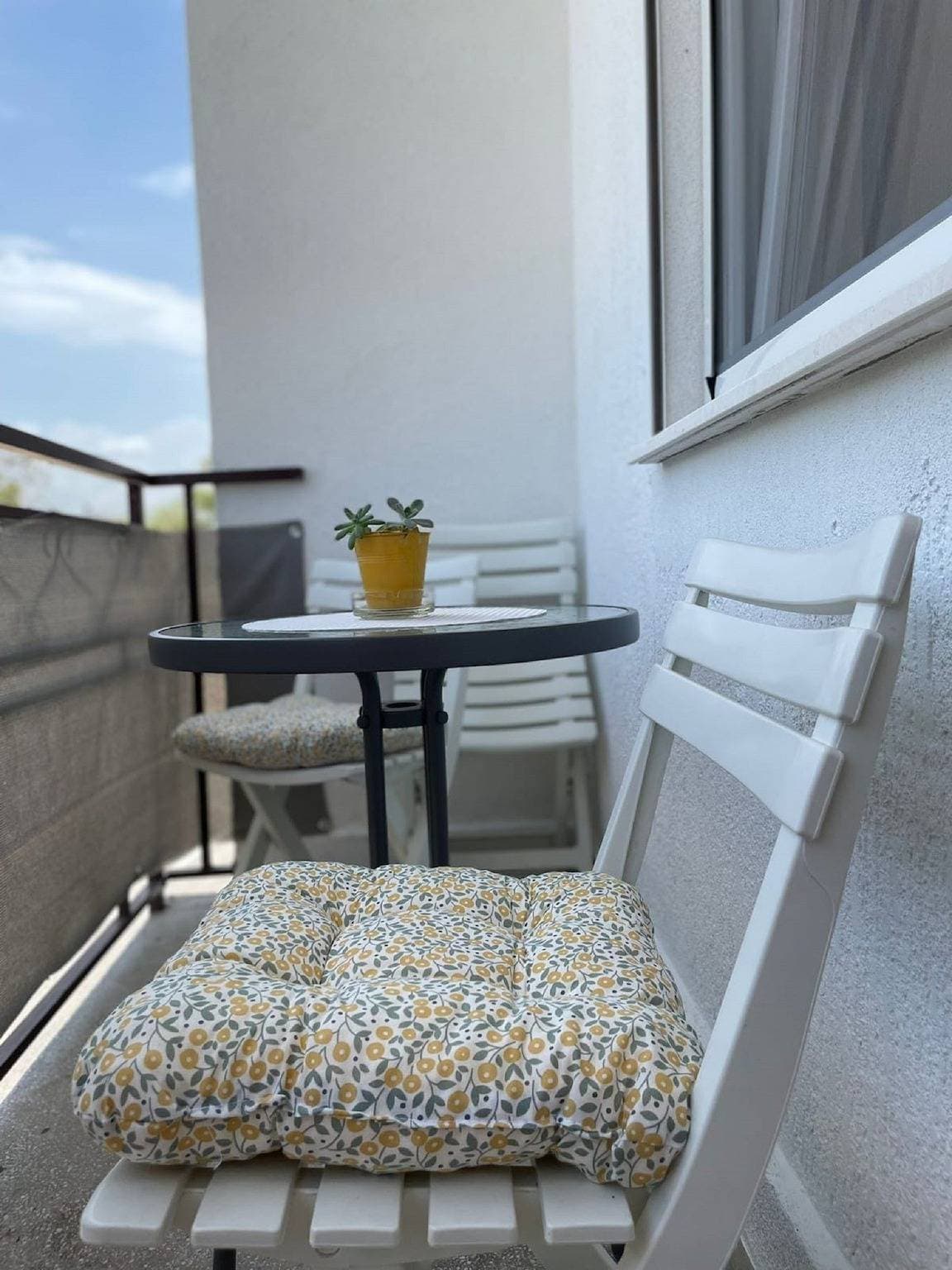 Foto 5 von 49: Ferienwohnung für 3 Personen mit Balkon