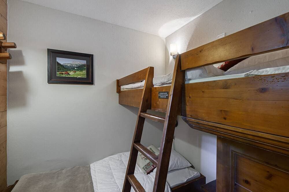 Foto 4 von 16: Ski-in/Ski-out Wohnung mit Terrasse und Poolzugang