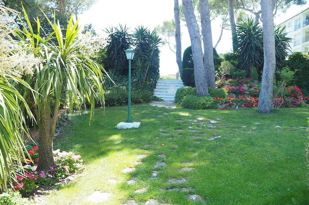 Foto 8 von 23: Apartment im Herzen von Calella de Palafrugell mit Pool - Costa Brava