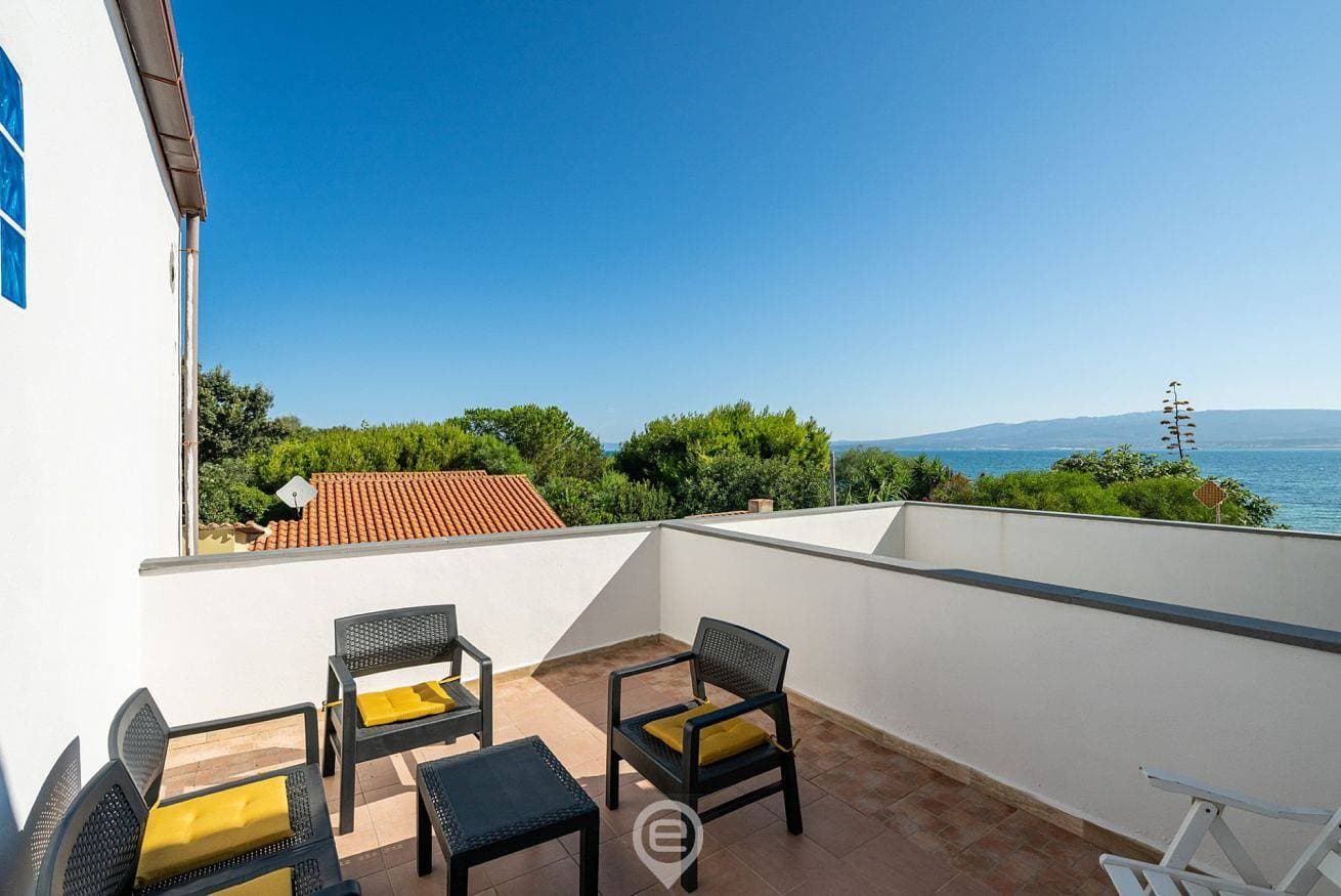 Foto 3 von 26: Ferienwohnung für 2 Personen mit Meerblick