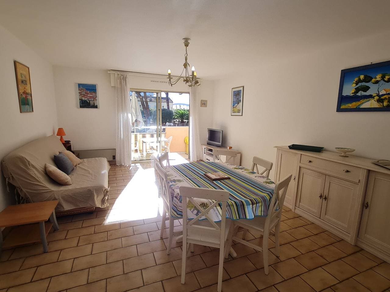 Foto 5 von 23: 2-Zimmer-Wohnung mit Klimaanlage, Pool und Haustieren in Sainte-Maxime