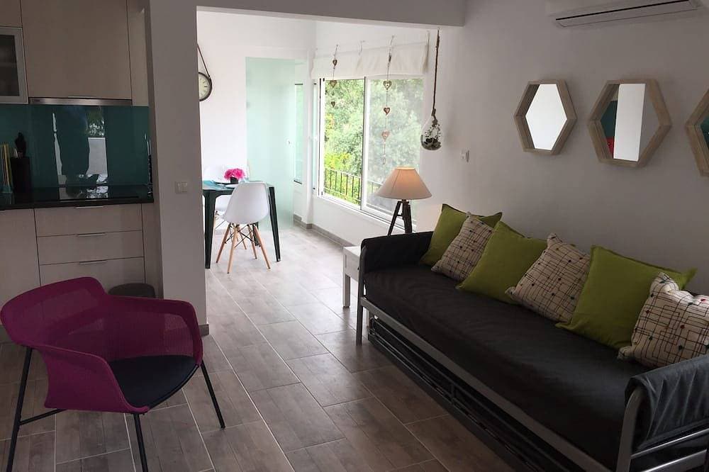 Foto 7 von 13: Remodeled Apt. in Pedras d'El Rei overlooking the Atlantic Ocean and Ria Formosa