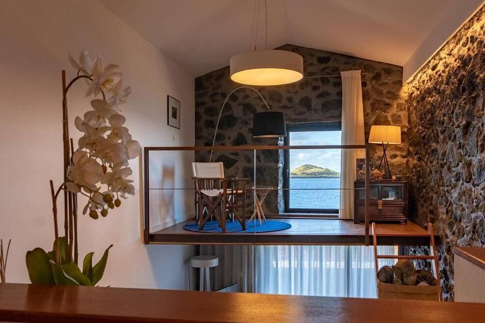 Foto 13 von 30: Ferienhaus 'Casa de Pedra' mit Meerblick, privater Terrasse und WLAN