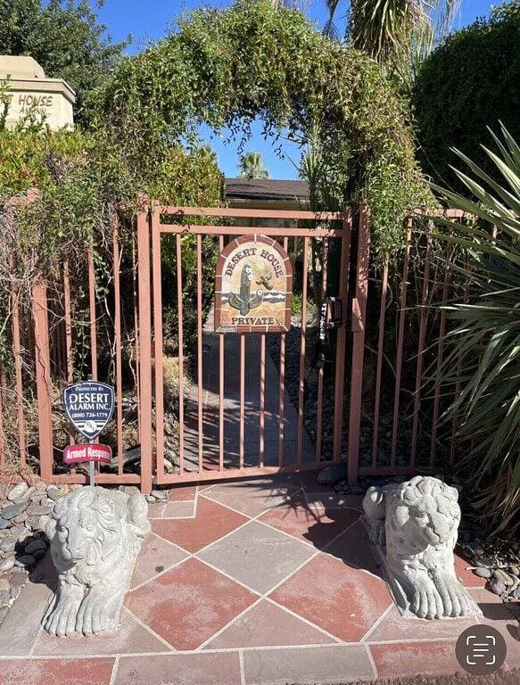 🌸Room 2️⃣ in a former boutique hotel, two blocks from Downtown Palm Springs 🌞 1