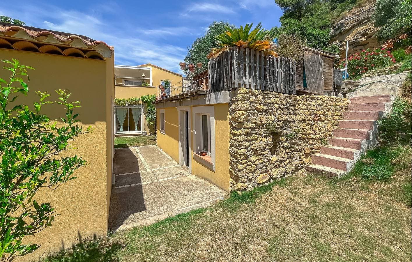 Foto 12 von 44: Geräumige Ferienwohnung mit Pool, WLAN und Terrasse in der Nähe von Miramas und Saint-Chamas