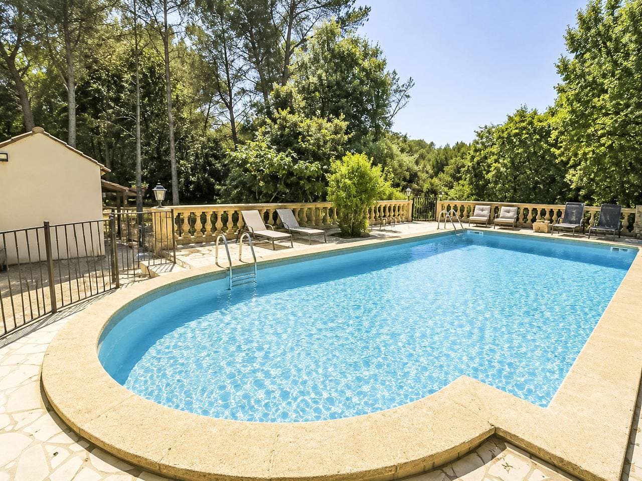 Foto 5 von 28: Provence 5 pers 2 Zimmer Schwimmbad Tennis