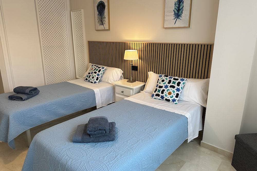 Foto 6 von 30: Luxus-Apartment am Strand mit Whirlpool - 3 Sonnenterrassen, WLAN und Gasgrill