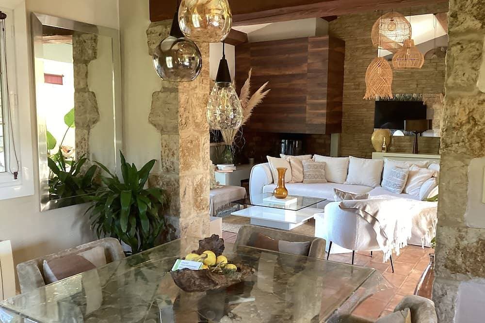 Foto 11 von 30: Außergewöhnliche Villa in Vence in ruhiger ländlicher Umgebung