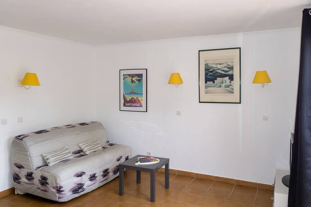 Foto 7 von 26: T2 1 Schlafzimmer 4 Personen zu vermieten 83700 Saint Raphaël / Le Dramont