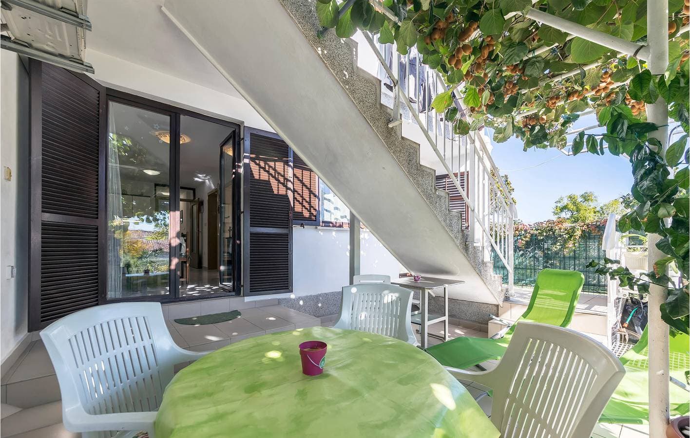 Foto 10 von 29: Gemütliche Ferienwohnung mit Terrasse, Parkplatz und WLAN, in Strandnähe – Havajka 2 km