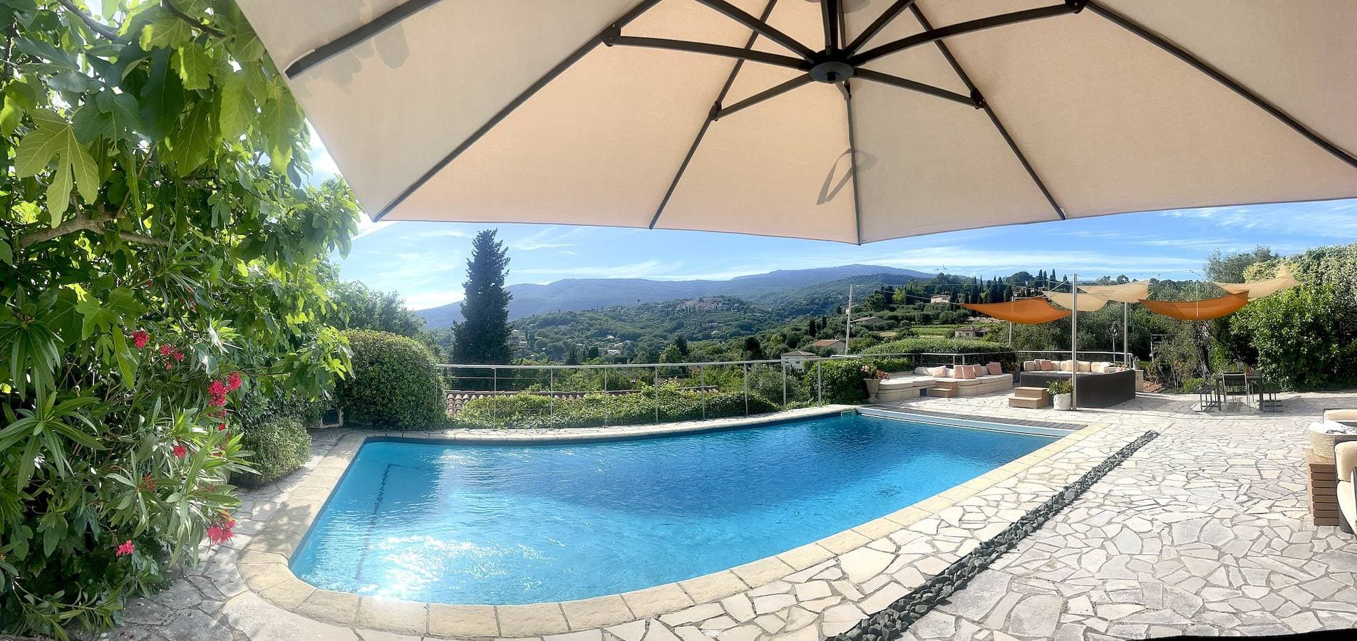 Foto 6 von 31: Atemberaubende Opio-Villa auf einem Hügel mit epischer Aussicht Voller Klimaanlage zu Fuß nach Valbonne zum Aufladen von Elektrofahrzeugen
