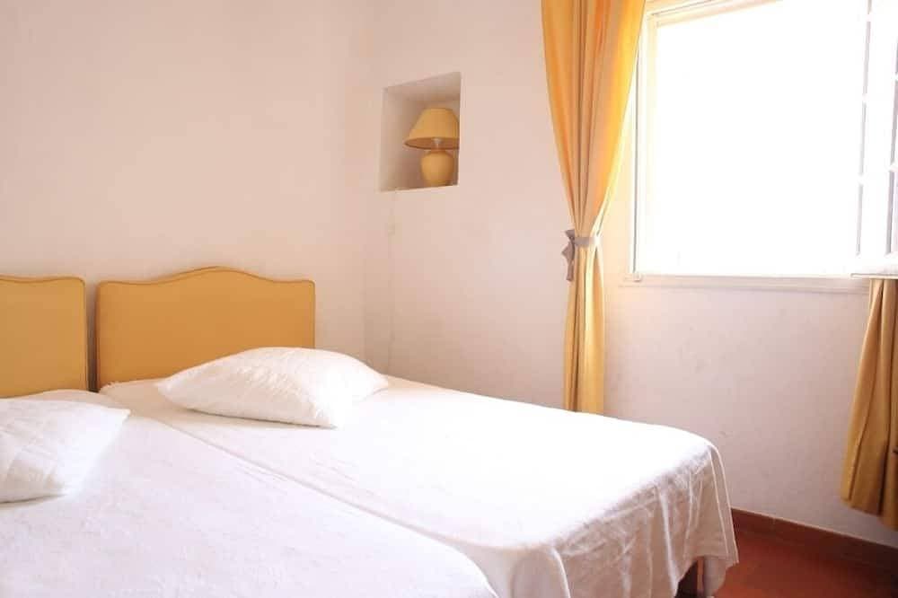 Foto 5 von 23: Sehr schöne Maisonette-Wohnung, Terrasse und Panoramablick in einem mittelalterlichen Dorf