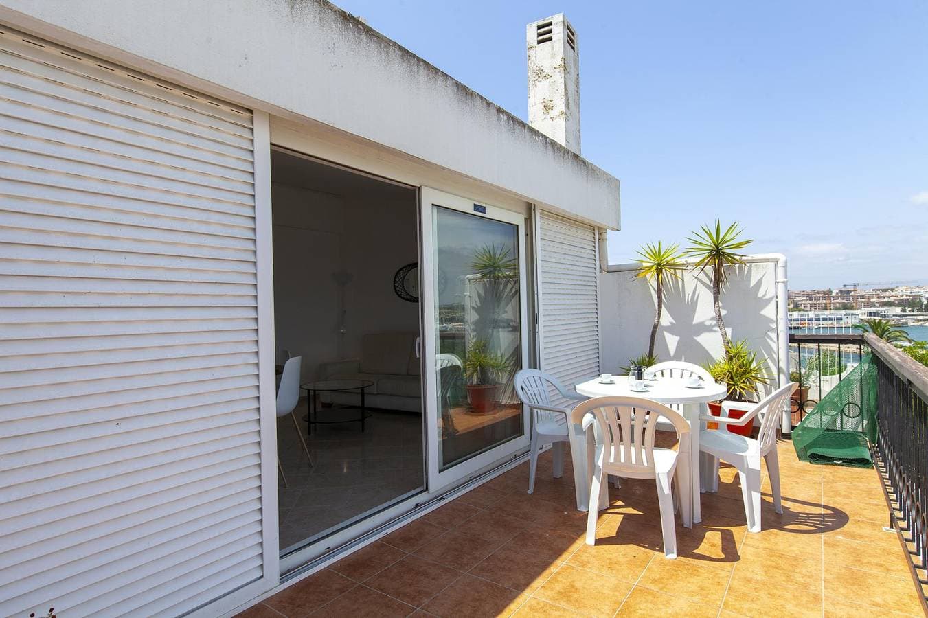 Foto 12 von 35: Ferienwohnung für 4 Personen mit Balkon