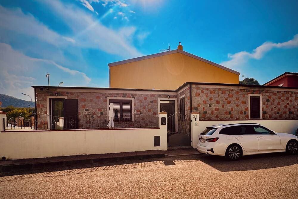 Foto 11 von 24: Villa with 3 rooms and garden among nature, sea, mountains