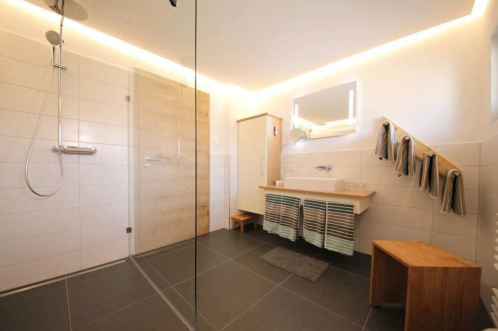 Foto 8 von 19: Ferienwohnung 'Abendgrund' mit privater Terrasse, Gemeinschaftsgarten und WLAN