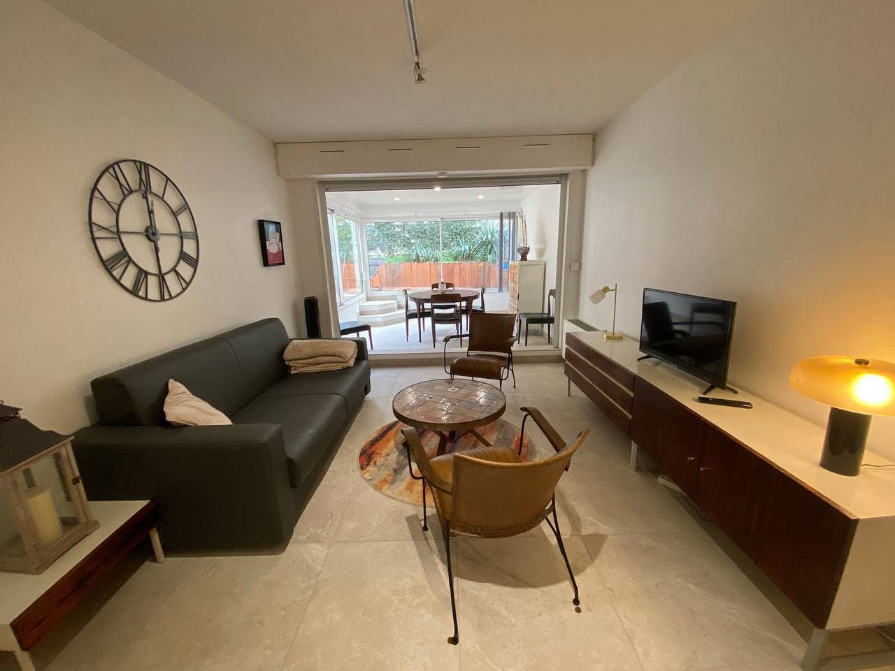 Foto 6 von 24: Geräumiges renoviertes Studio mit Terrasse und privatem Parkplatz