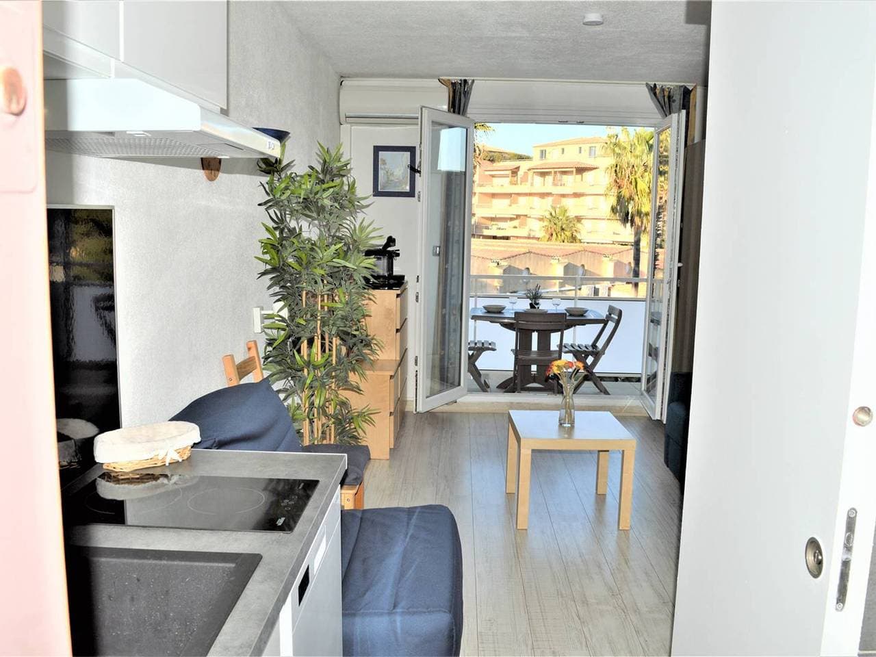 Foto 2 von 15: Renoviertes Studio in Cavalaire-sur-Mer, 3 Personen, nah am Hafen, klimatisiert.